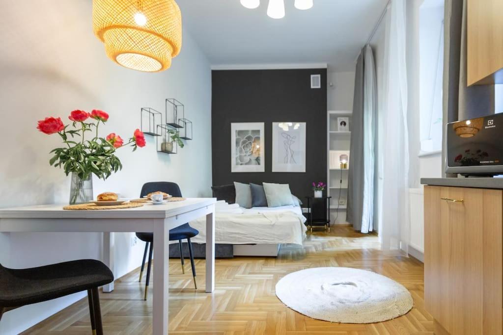 May C Studio W/Balcony Krakau Exterior foto